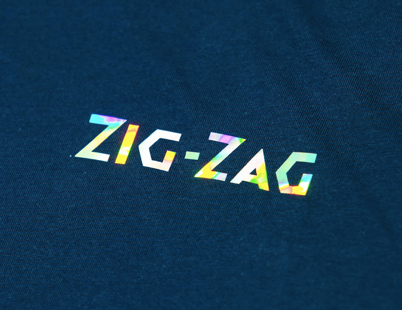 Zig-Zag® x 3-Dimensional Navy Holographic